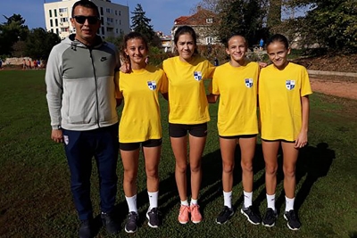 Učenice OŠ don Mihovila Pavlinovića osvojile 1. mjesto u krosu na Županijskom natjecanju školskih sportskih klubova osnovnih škola