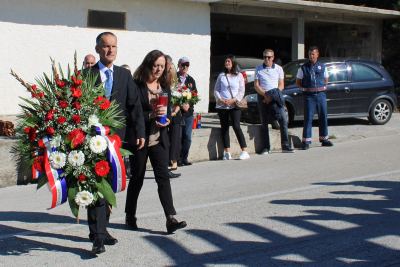 Položen vijenac u spomen na najmlađeg poginulog dubrovačkog branitelja Josipa Zvona