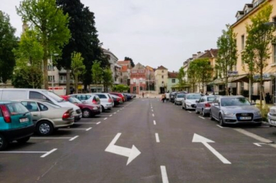 Od četvrtak zatvoren parking ispred Hotela Narona te dijelu Velike rive