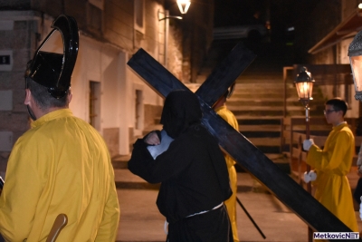 Procesija Velikog petka župe sv. Ilije u Metkoviću/FOTO