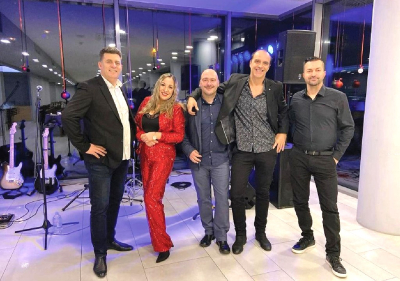 Fun zona – tijekom cijeloga dana zanimljiv program za djecu, večeras koncert Grupe Kamen