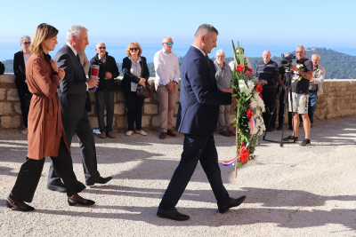 Župan Dobroslavić sa suradnicima položio vijenac na Orsuli