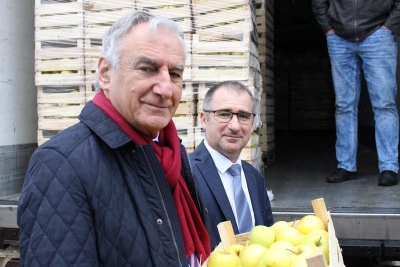 ZNAK PRIJATELJSTVA Iz Vukovarsko-srijemske županije stiglo pet tona domaćih jabuka