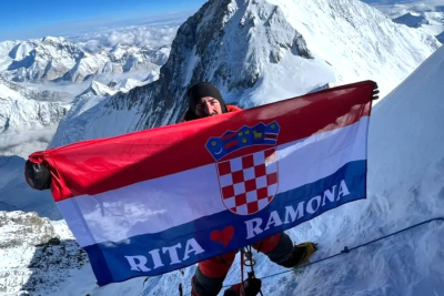 METKOVAC NA VRHU SVIJETA Antonio Jelčić popeo se na najviši svjetski vrh Mount Everest