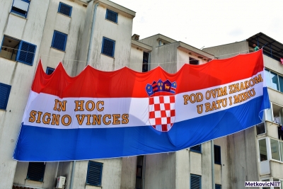 Sretan  vam Dan pobjede i domovinske zahvalnosti te Dan hrvatskih branitelja