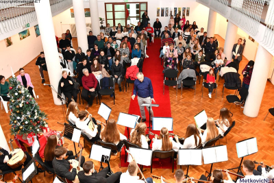 Održan koncert Mandolinskoga orkestra KUD-a Metković i Mandolinskoga orkestra Imotski