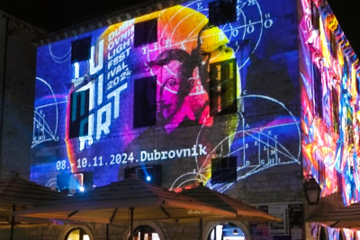 Svjetlosni spektakl! Otvoren festival svjetlosti Lumiart, oživjele dubrovačke palače, tvrđave, zidine, Stradun....